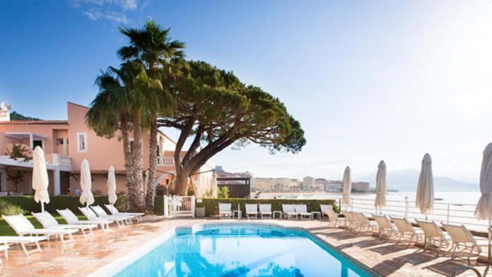 Korsika Hotel Pool