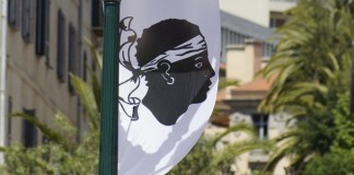 Das korsische Wappen – Freiheitssymbol Korsikas