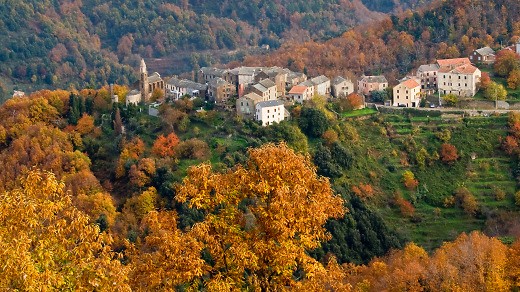 Castagniccia im Herbst