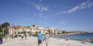 Ile Rousse Promenade Ile Rousse