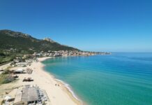 Strand von Algajola – Für Sportbegeisterte Strand Algajola mit gleichnamiger Stadt