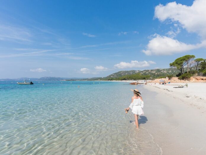 Ruhiges Wasser am Strand von Palombaggia